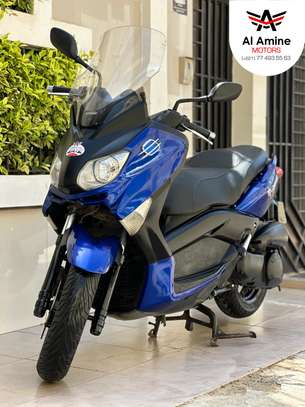 Xmax 250i (Nouveau modèle Phase2) image 1