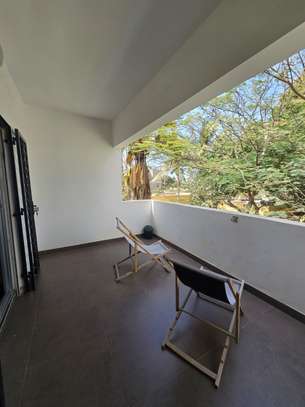 Villa F6 R+1 avec Jardin et Piscine- Cité Africa image 9