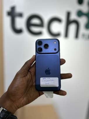 IPhone 17 Pro 256GB | E-SIM image 1