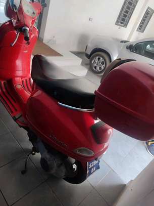 Scooter vespa image 5
