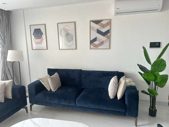 Appartement, une piscine à débordement, salle de sport image 5