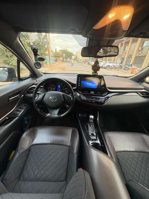 Toyota Chr 2017 image 6
