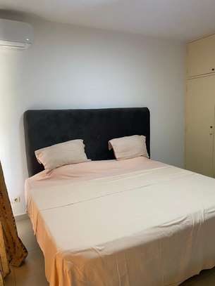 Magnifique Studio Meublé à louer en Centre Ville image 8