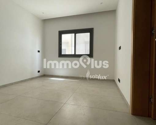 Appartement f4 à la corniche de ouakm image 11
