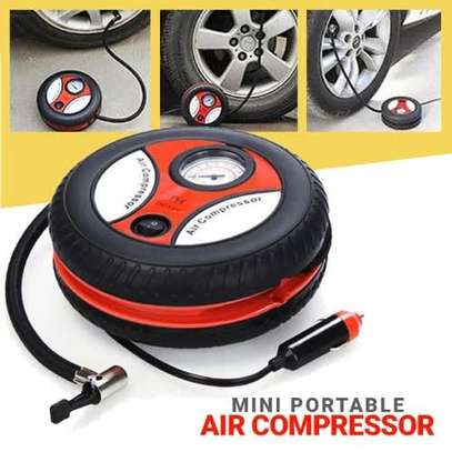 Compresseur d'air portable pour gonfler les pneus image 4