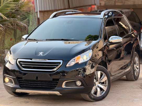 Peugeot 2008 image 1