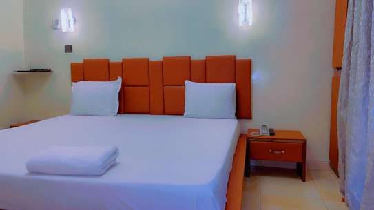 Jolies chambres meublées à louer image 3