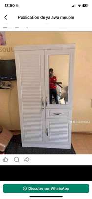 Armoire marron,noir et blanc image 7