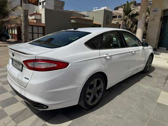 location FORD FUSION image 2