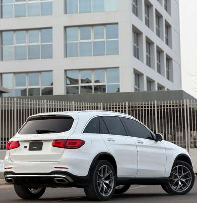 MERCEDES GLC 300 2021 image 6