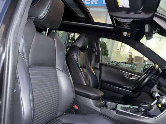 Toyota RAV4 Hybride 2020 image 10