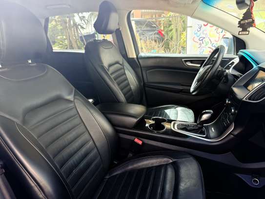 Ford edge SEL image 7