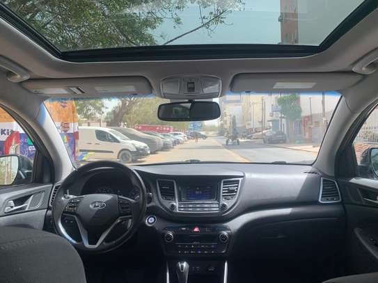 HYUNDAI Tucson 2018 image 5