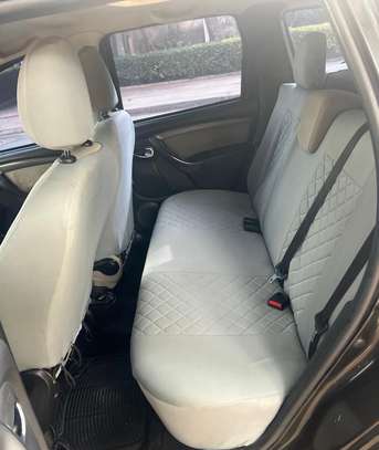 Renault Duster 2018 image 6