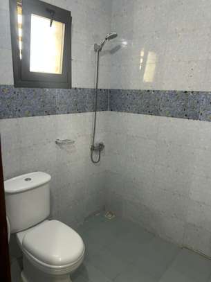 Joli appartement meublé a saly image 9