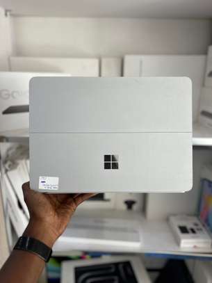 Surface Laptop Studio 1 - I5 11e | 16GB RAM | 256 image 2