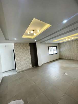 APPARTEMENT F3 À LOUER À LA CITÉ KEUR GORGUI image 11