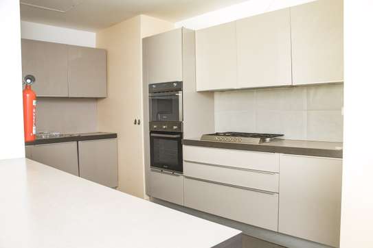 Appartement à louer - Fann Résidence Océan Drive image 12