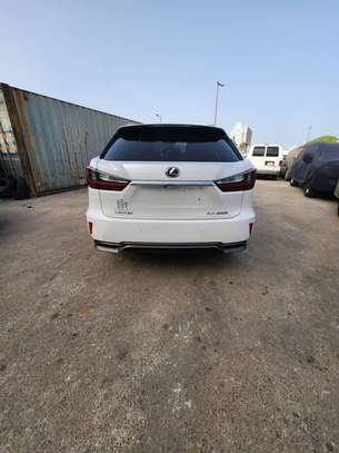 Lexus RX 2020 image 15