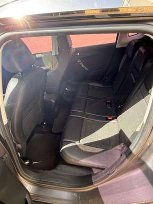 Peugeot 2008 année 2015 image 2