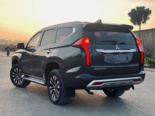 MITSUBISHI PAJERO SPORT 2022 image 8