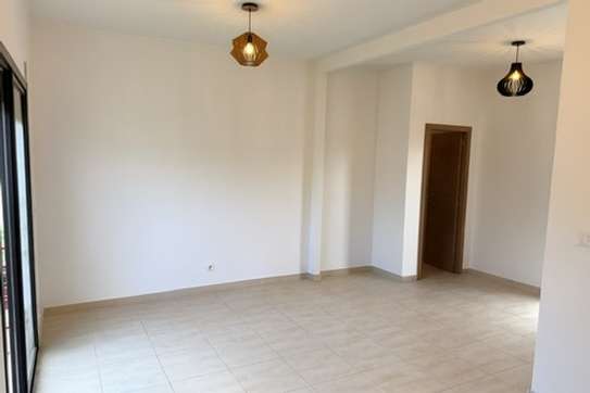 Villa F4 à louer Sangalkam Cité Kalia image 3