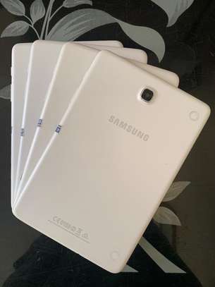 samsung galaxy tabA 8pouce image 2