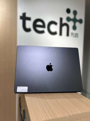 MacBook Pro 2024 16 Pouces - M4 Pro | 24GB RAM | 2 Téra image 2