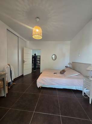 Villa F6 R+1 avec Jardin et Piscine- Cité Africa image 8