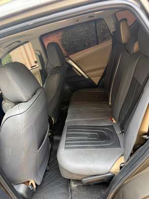 Toyota Rav 4 2013 image 6