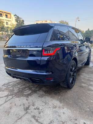 RANGE ROVER SPORT image 8
