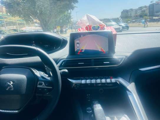 PEUGEOT 3008 2018 image 11