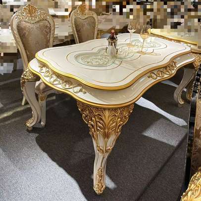TABLE A MANGER ROYALE 6PLACES BEIGE GOLD VIP image 1