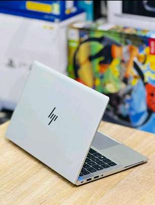 Ordinateur HP core i5 image 1
