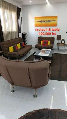 SALON A VIDER image 3