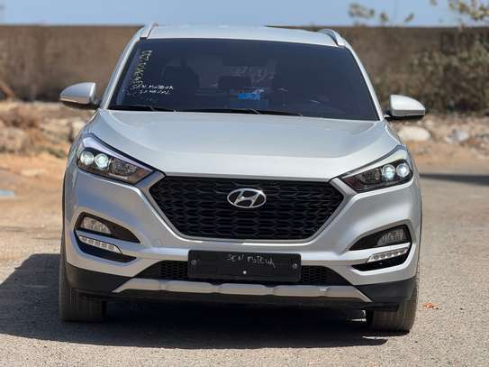 Hyundai Tucson image 2