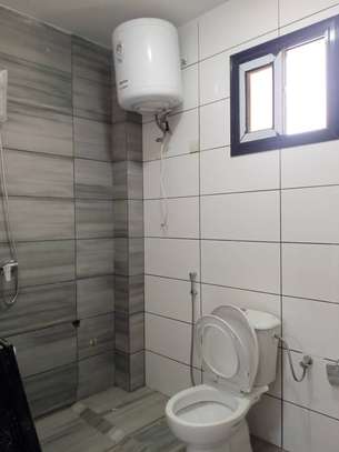 Appartement spacieux aux Almadies (zone de recasement) image 8