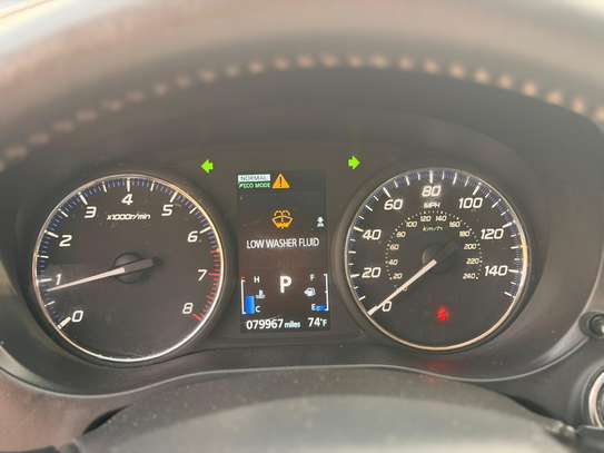 Mitsubishi OUTLANDER 7place Année 2018 image 10