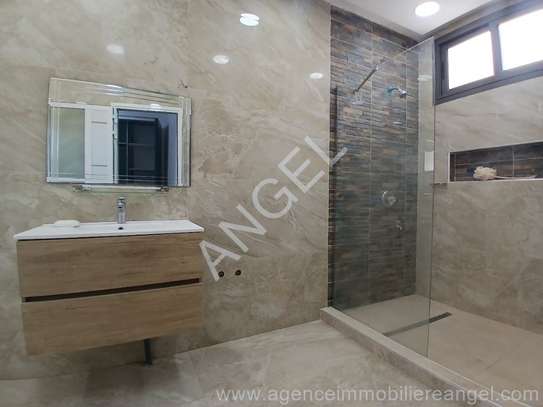 Ref_2915_SEY Duplex à louer à Mermoz image 10