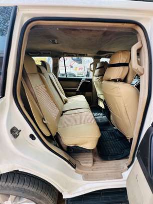 Toyota Prado Land Cruiser 2010 image 8
