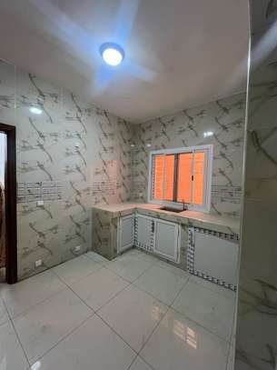 Appartement F4 à louer à Mbao image 7