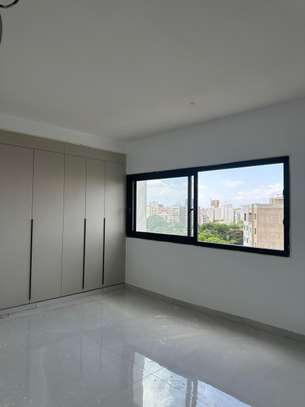 Appartements F4 et F5 à louer au point E image 3