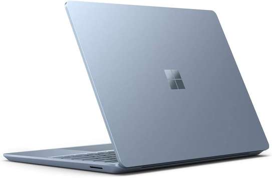 Microsoft Surface Laptop Go image 6
