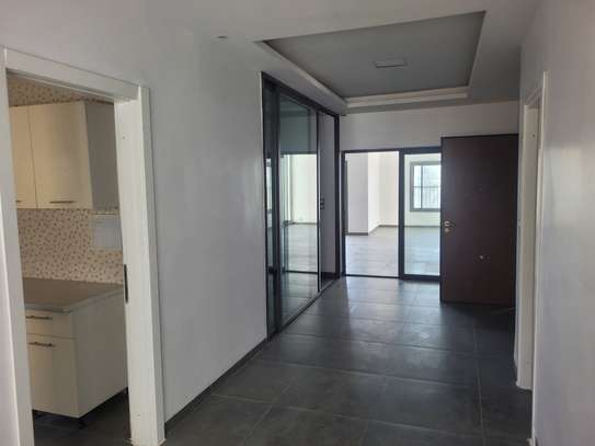 Trois chambres à louer par mois image 5