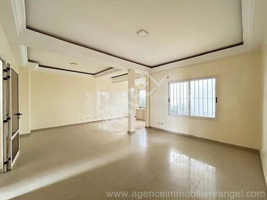 Ref 1769 GL Villa 4CS à louer à la cité Horizon sur la VDN image 2