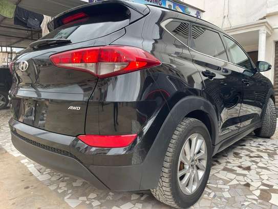 HYUNDAI TUCSON 2016 image 6
