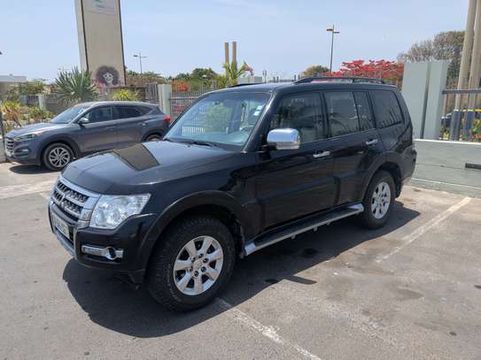 Mitsubishi Pajero 2016 3.5L V6 essence image 3