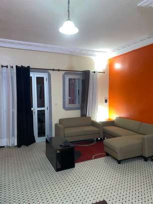 Appartement F4 Meublé longue durée image 13