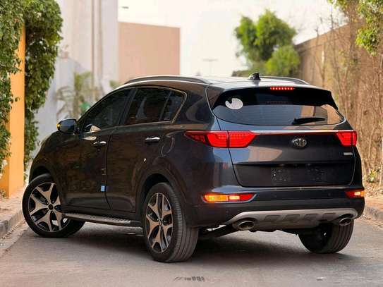 Kia SPORTAGE image 8