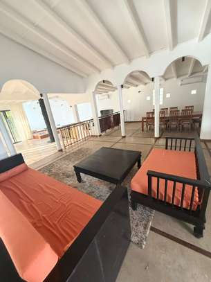 Maison meublée à louer Saly image 5